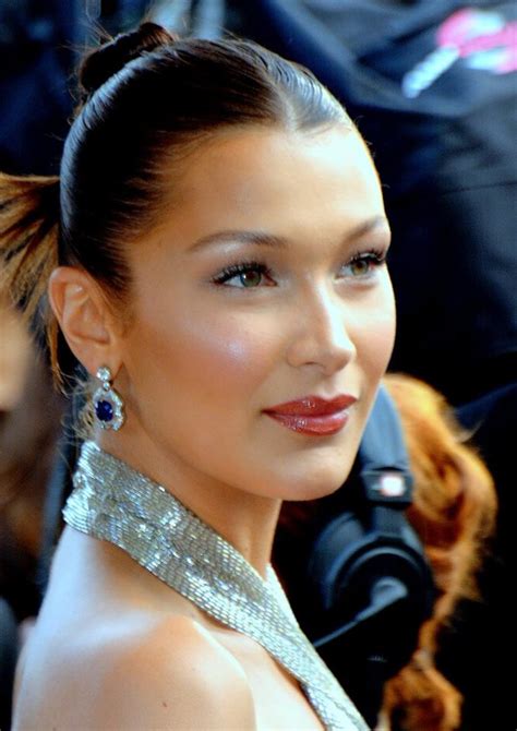 bella hadid wiki.